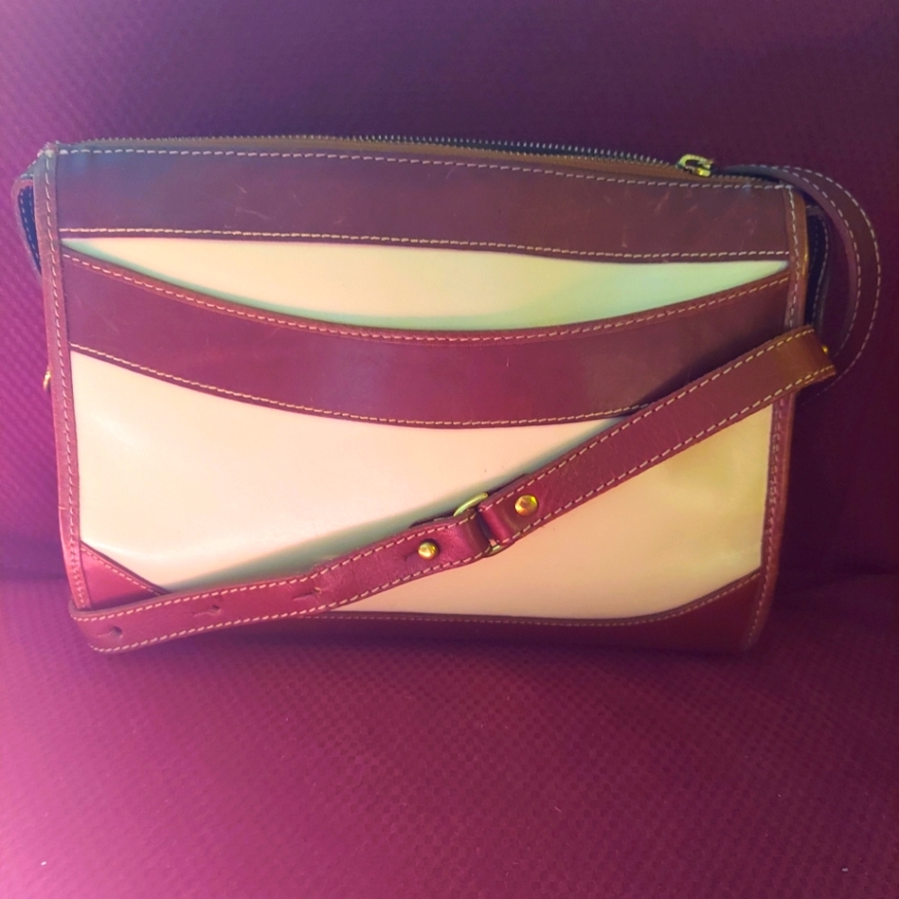 Vintage Leather Brahmin Creme and Cognac adjustable crossbody purse
